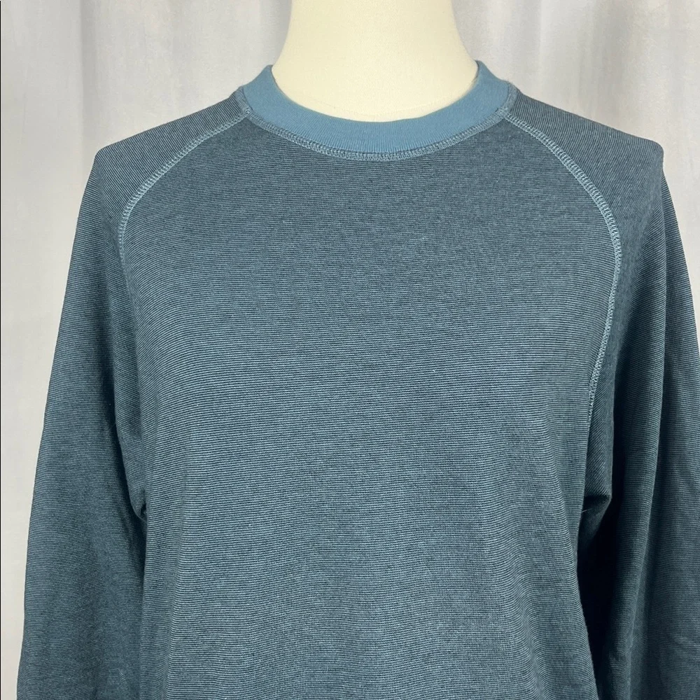 BENSON‎ Whistler French Terry Crewneck in Sapphire Blue.